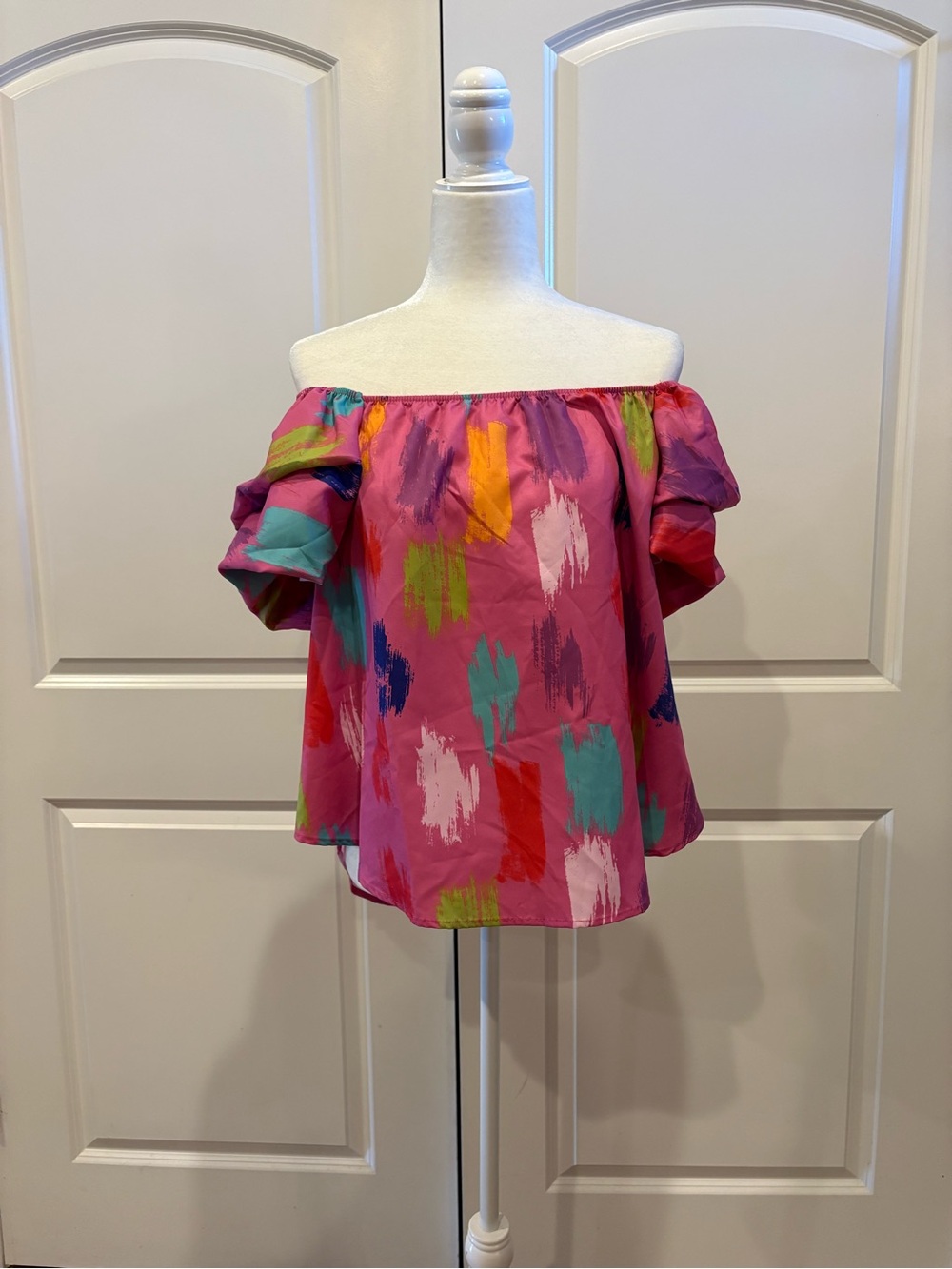 Off-Shoulder Pink Brushstroke Print Top